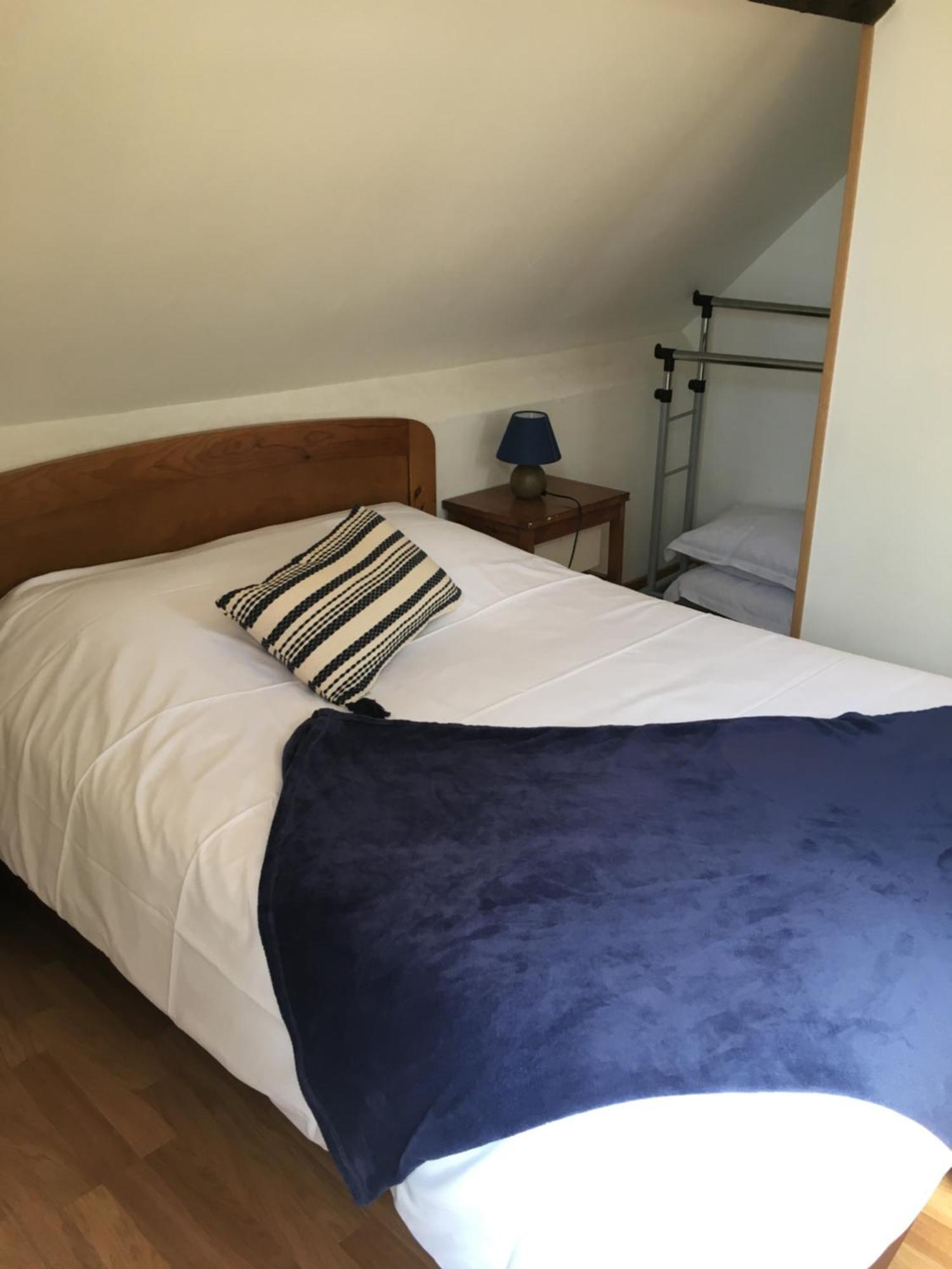 Bed and Breakfast La Penate Pluduno Екстер'єр фото